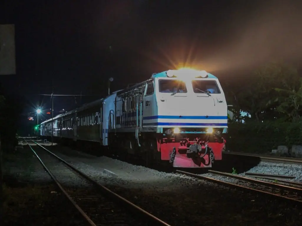 Perjalanan Kereta Api Kembali Normal, KAI Daop 2 Bandung Pastikan Tidak Ada Kerusakan Prasarana maupun Infrastruktur Operasional Pasca Gempa Pangandaran