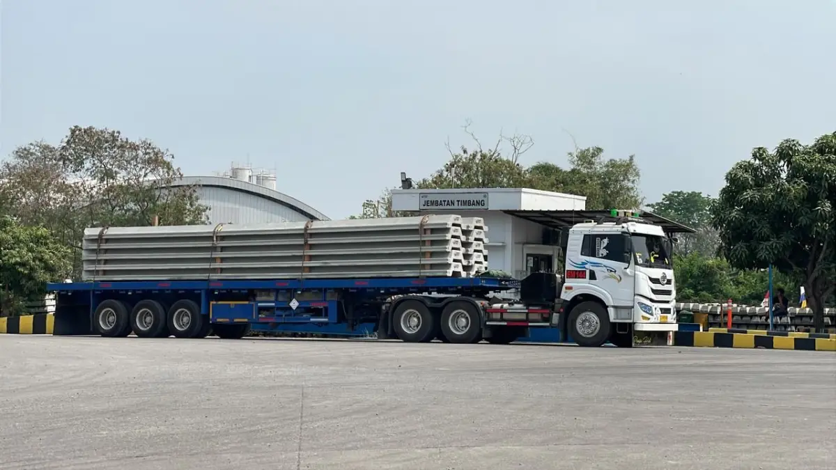 Proyek Siring Pengaman Sungai di Kalimantan Selatan Gunakan CCSP Waskita Beton Precast